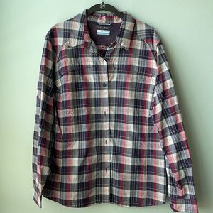 Women’s Columbia Omni Shade Shirt